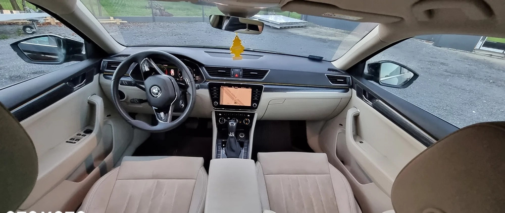 Skoda Superb cena 147600 przebieg: 49000, rok produkcji 2021 z Nowogród małe 667
